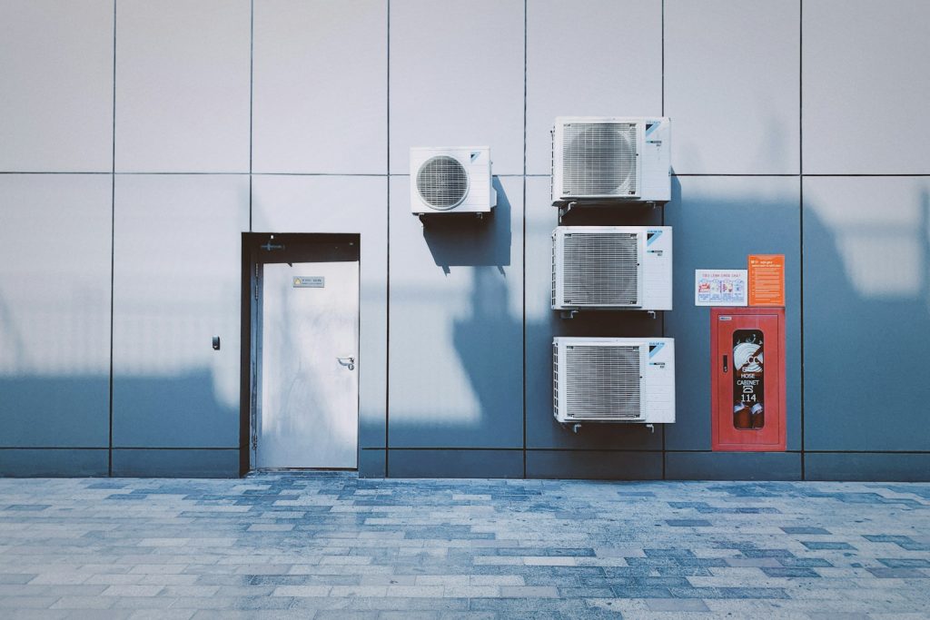 External air conditioning units